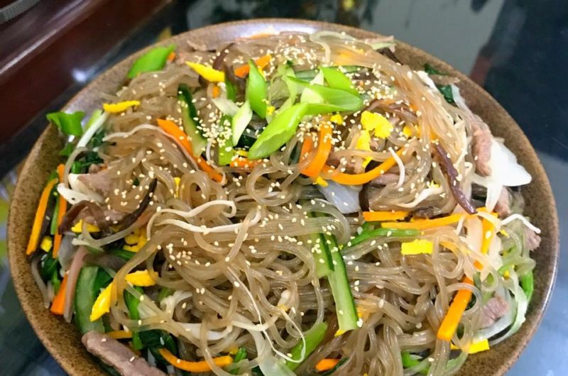 The Simple Recipe For Making Mixed Chicken Noodles (Miến Gà Trộn) Is Delicious Like Vietnamese