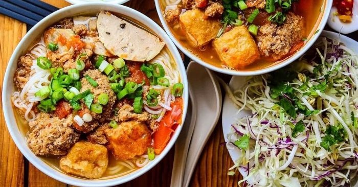 3 Simple Steps To Make Crab Noodles (Bún Riêu Cua) Like A Vietnamese
