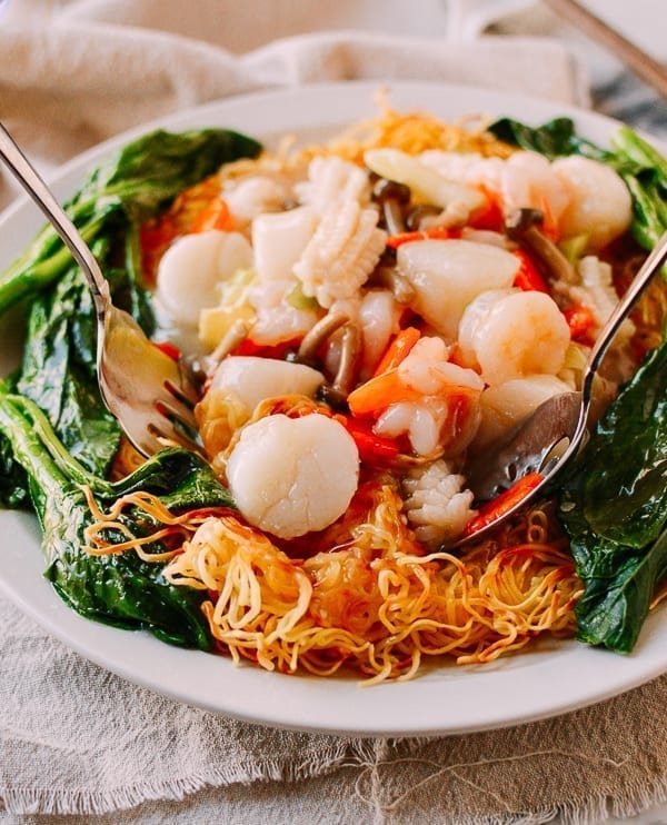 seafood pan fried noodles